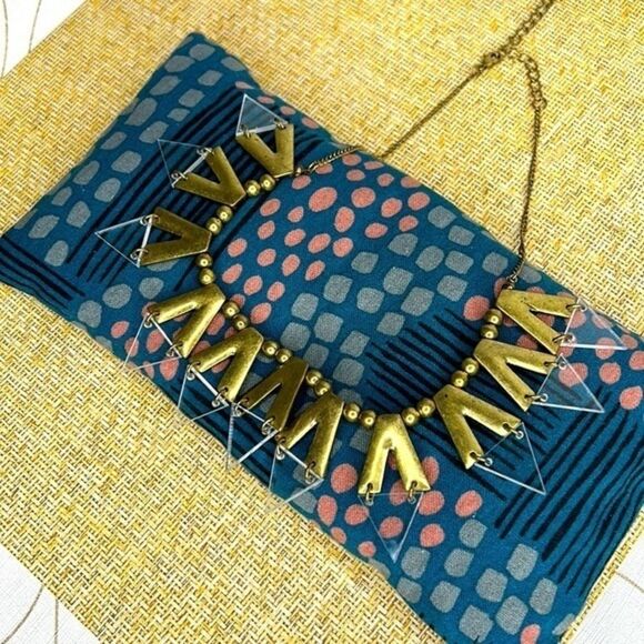 Artistic statement necklace - Picture 1 of 5